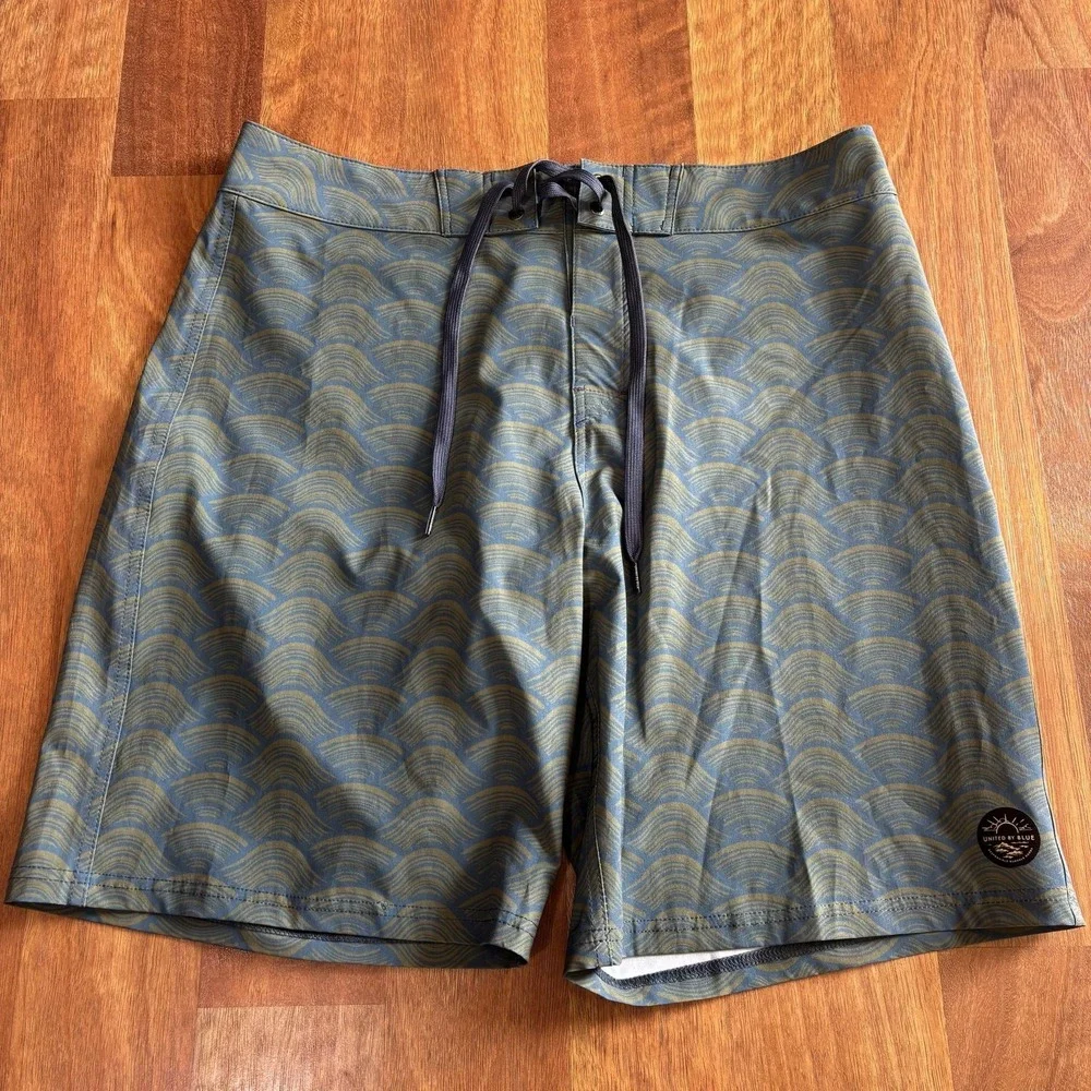 United By Blue Shorts Mens 32 Blue Geometric Board Shorts Swim Trunks Quick Dry